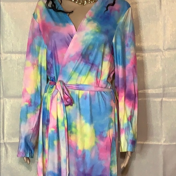 Women’s 2 pc Multi colored Pantsuit size 2XL - Picture 1 of 2